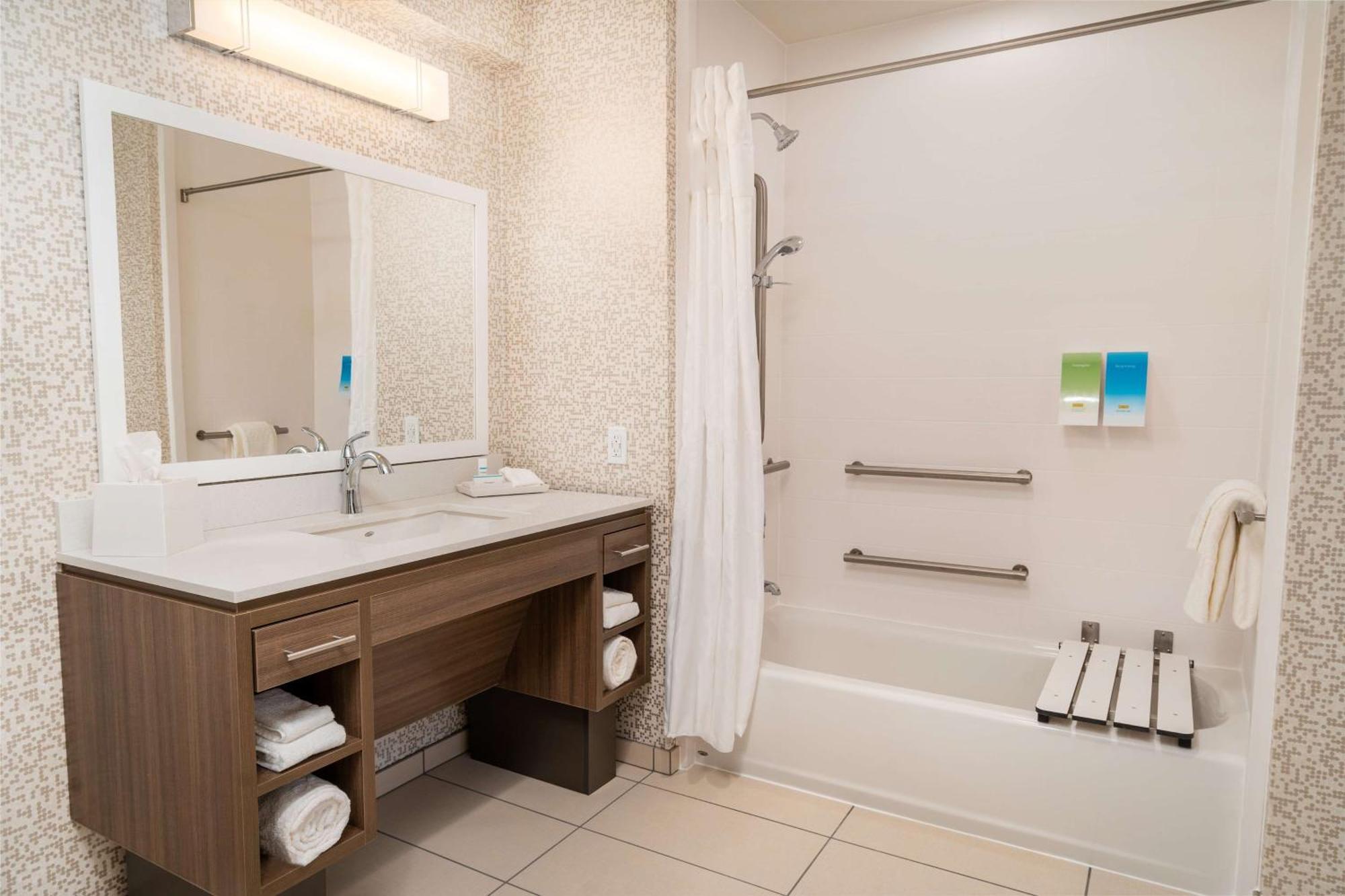 Home2 Suites Corona, Ca מראה חיצוני תמונה