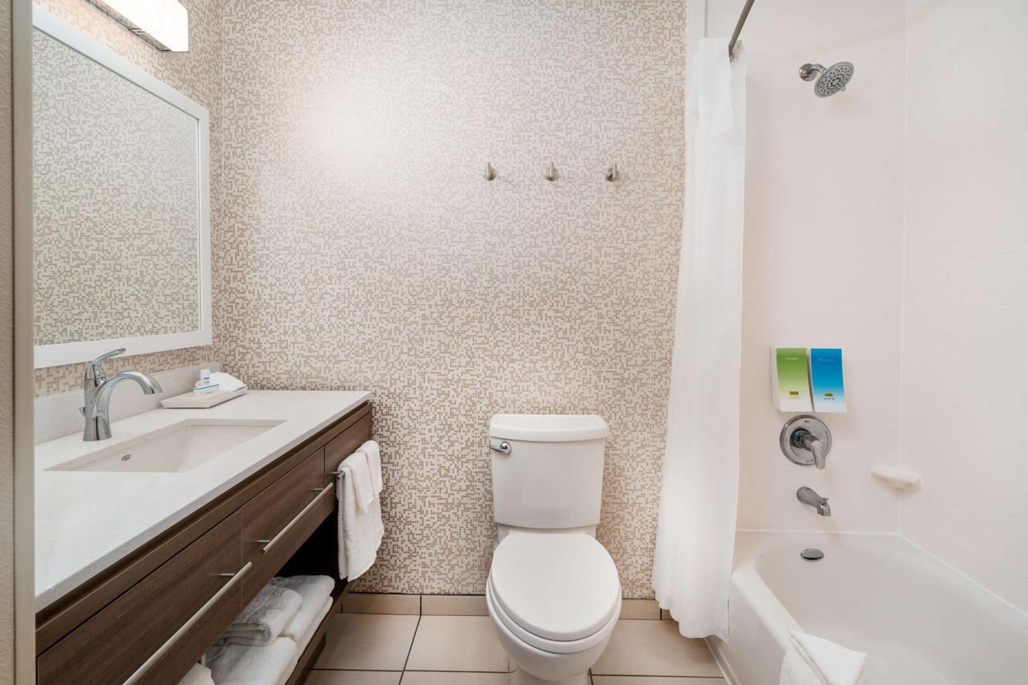 Home2 Suites Corona, Ca מראה חיצוני תמונה
